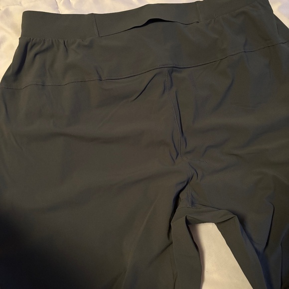 Lululemon Surge Jogger - Picture 2 of 4